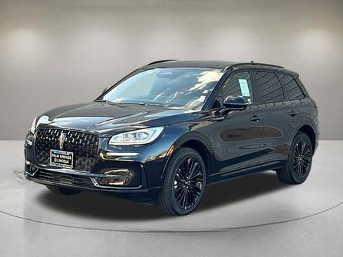 New 2025 Lincoln Corsair Reserve w/ Jet Appearance Package image 2