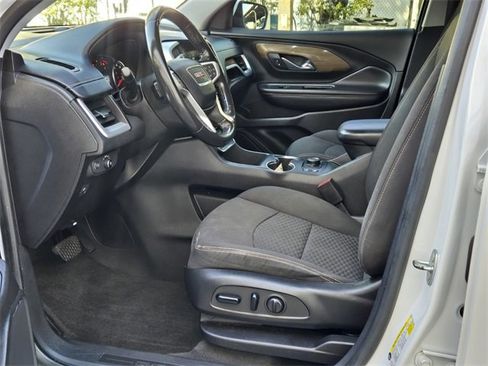 Used 2019 GMC Terrain SLE w/ Driver Convenience Package image 12