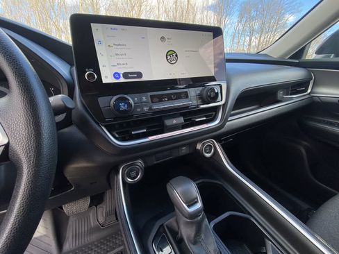 Certified 2026 Toyota Grand Highlander LE image 24