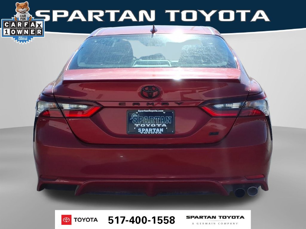 Used 2024 Toyota Camry SE FWD image 8