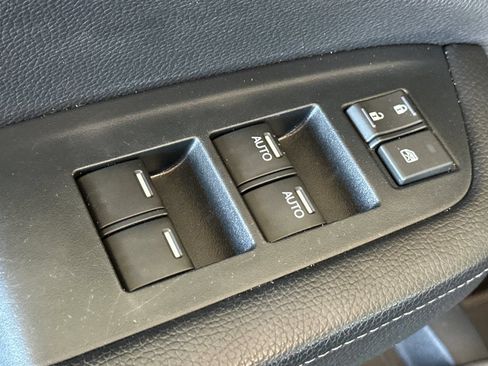 Used 2023 Honda Passport EX-L image 12