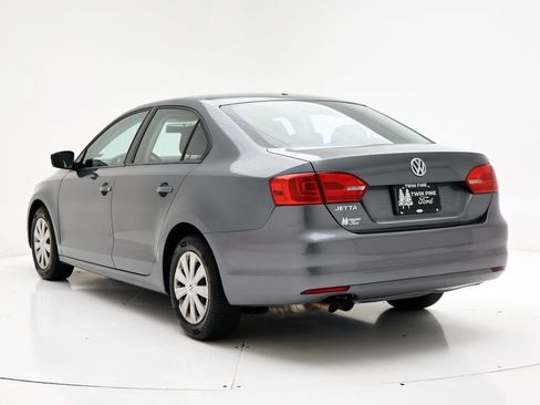 Used 2013 Volkswagen Jetta S image 6