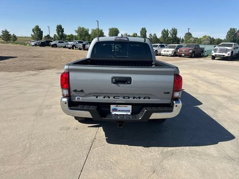 Used 2019 Toyota Tacoma SR5 AWD/4WD image 30