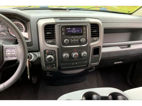 Used 2016 RAM 1500 Tradesman w/ Popular Equipment Group AWD/4WD image 6