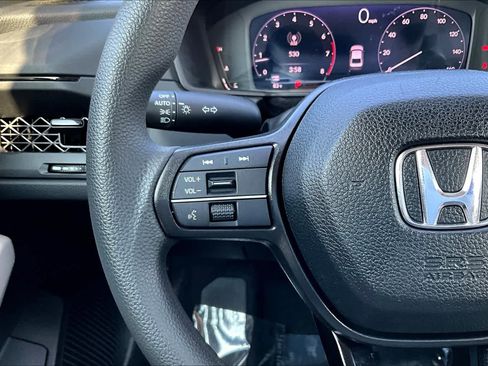 Used 2023 Honda Accord LX image 23