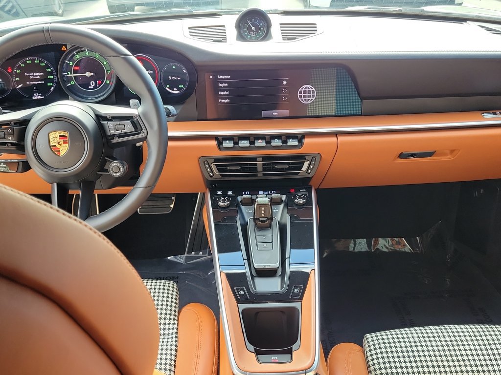 Certified 2025 Porsche 911 Turbo S AWD/4WD image 22