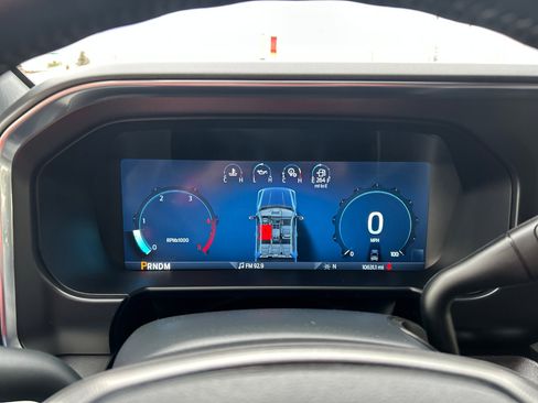 Used 2025 Ford F350 Platinum w/ Tremor Off-Road Package image 7