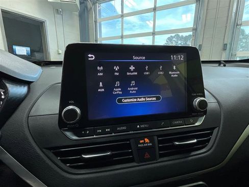 Used 2019 Nissan Altima 2.5 S FWD image 16