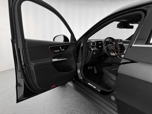 Used 2024 Mercedes-Benz GLC 43 AMG 4MATIC image 10