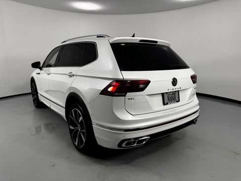 Used 2022 Volkswagen Tiguan SEL R-Line AWD/4WD image 5