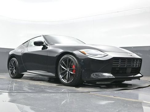 Used 2024 Nissan Z Performance w/ Floor Mat Package RWD image 26