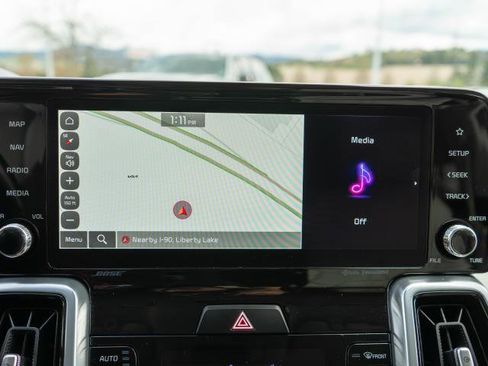 Certified 2023 Kia Sorento SX Prestige AWD/4WD image 24