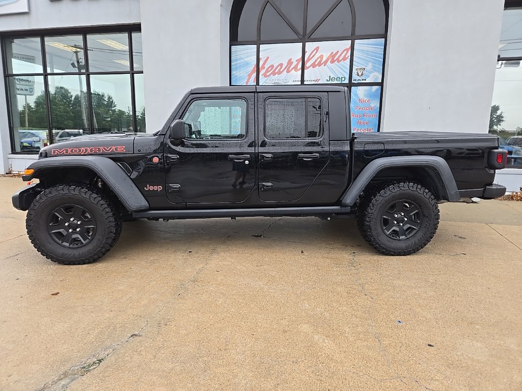 Used 2023 Jeep Gladiator Mojave w/ Cold Weather Group AWD/4WD image 5