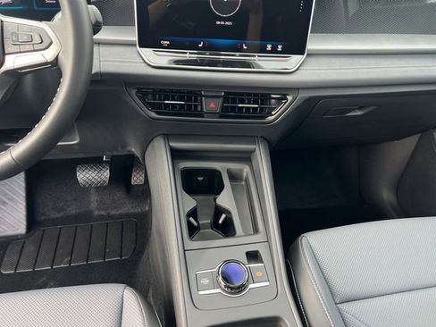 New 2025 Volkswagen Tiguan SE AWD/4WD image 20