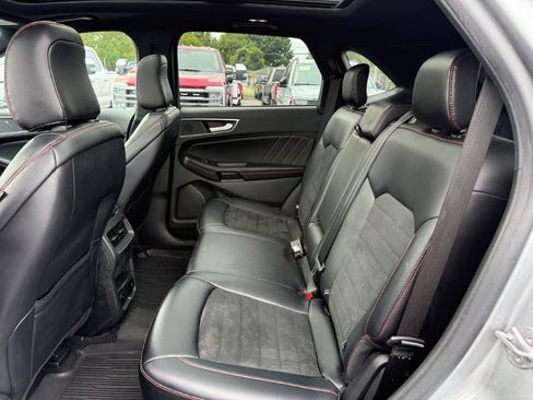 Used 2023 Ford Edge ST-Line AWD/4WD image 17