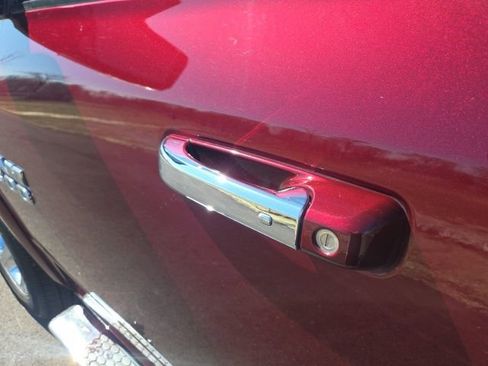 Used 2017 RAM 1500 Laramie w/ Convenience Group image 19