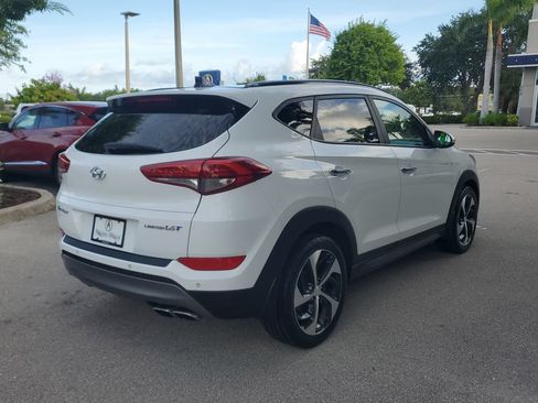 Used 2016 Hyundai Tucson Limited w/ Option Group 03 FWD image 5