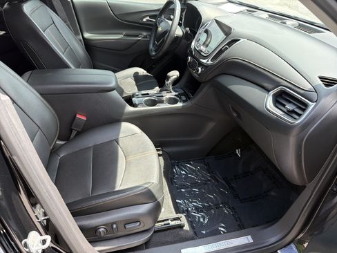 Used 2023 Chevrolet Equinox Premier FWD image 15