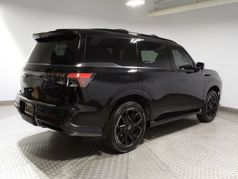 Certified 2026 INFINITI QX80 4WD image 11