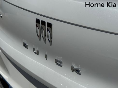 Used 2025 Buick Envista Avenir FWD image 30