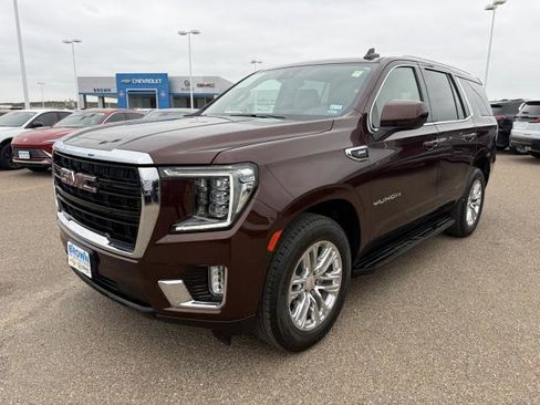 Used 2023 GMC Yukon SLE RWD image 5