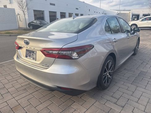 Used 2023 Toyota Camry XLE w/ Cold Weather Package image 4
