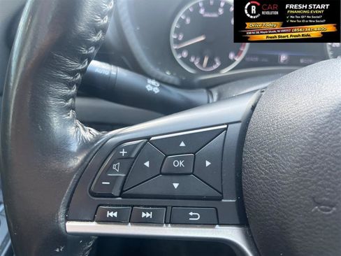 Used 2021 Nissan Sentra SV image 19