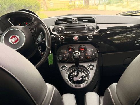Used 2015 FIAT 500 Sport w/ Comfort/Convenience Group FWD image 17