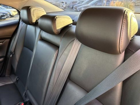 Used 2024 MAZDA MAZDA3 s image 15