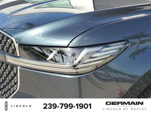 New 2025 Lincoln Navigator Reserve image 14