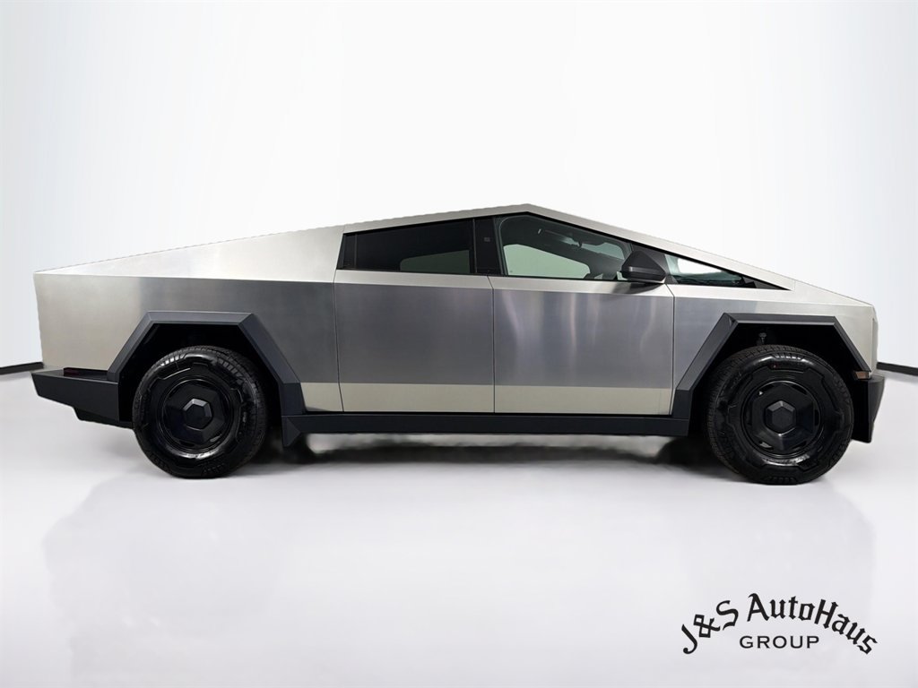 Used 2026 Tesla Cybertruck AWD Crew Cab image 8