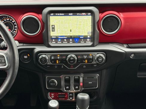 Used 2023 Jeep Wrangler Rubicon w/ LED Lighting Group image 17