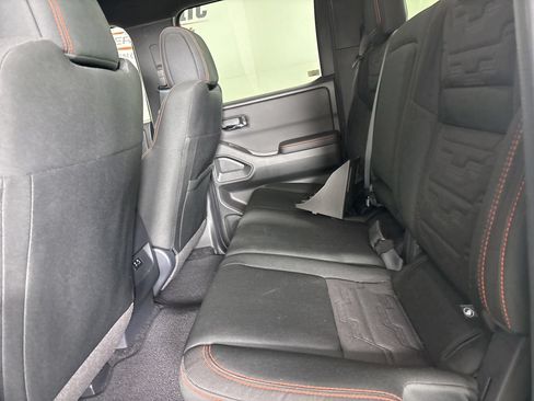 Used 2025 Nissan Frontier PRO-4X AWD/4WD image 23