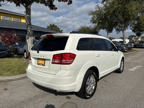 Used 2020 Dodge Journey SE w/ SE Popular Equipment Group image 7