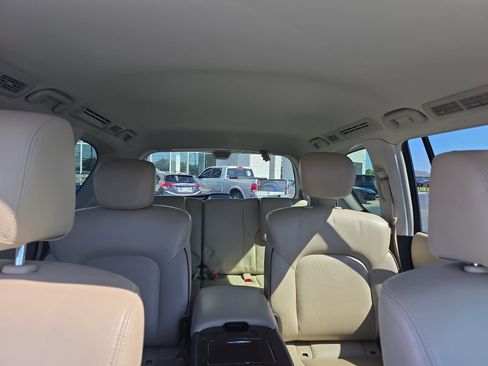 Used 2020 Nissan Armada Platinum w/ Captain's Chairs Package AWD/4WD image 9