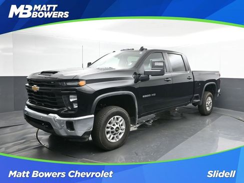 Used 2026 Chevrolet Silverado 2500 W/T w/ WT/CX Safety Package image 1