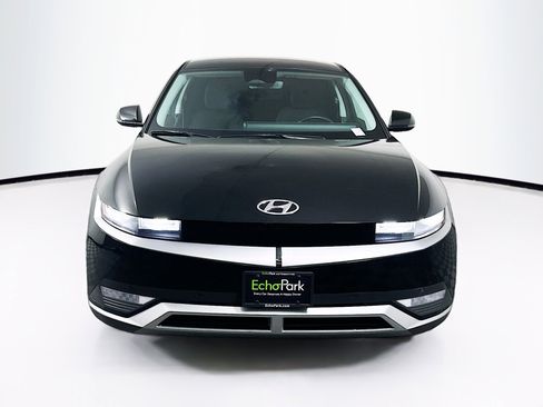Used 2024 Hyundai Ioniq 5 SEL RWD image 2