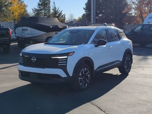 New 2026 Nissan Kicks SV w/ SV Premium Package image 10