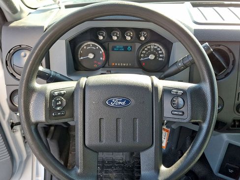 Used 2019 Ford F650 2WD Regular Cab Super Duty image 15
