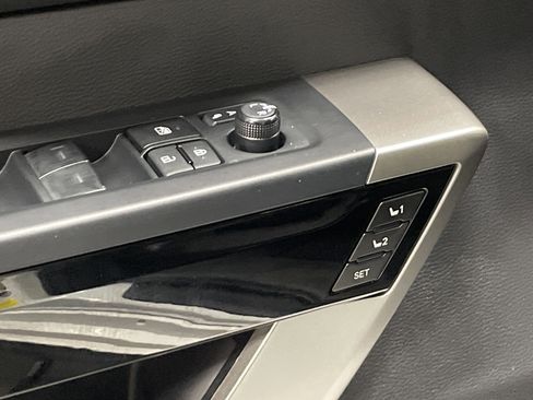 Used 2025 Toyota Tundra Limited w/ TRD Off-Road Package image 28