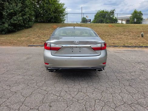 Used 2016 Lexus ES 350 w/ Luxury Package w/Wood Trim FWD image 8