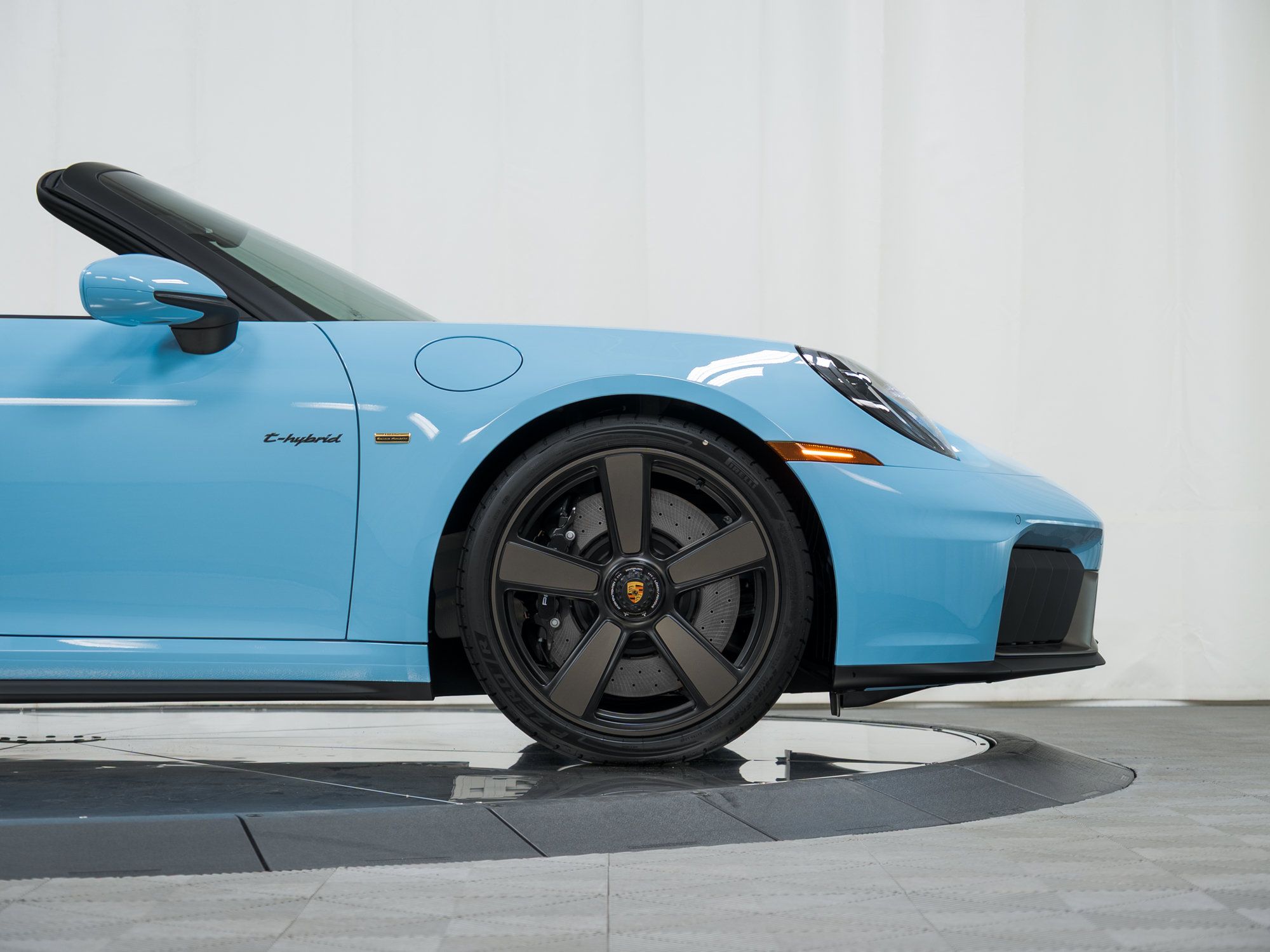 Used 2026 Porsche 911 GTS RWD image 11