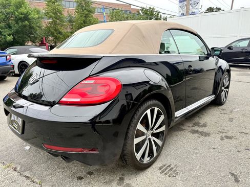 Used 2014 Volkswagen Beetle R-Line image 29