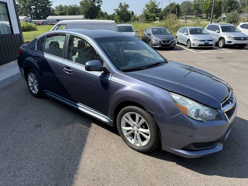Used 2013 Subaru Legacy 2.5i Premium w/ All-Weather Pkg AWD/4WD image 5