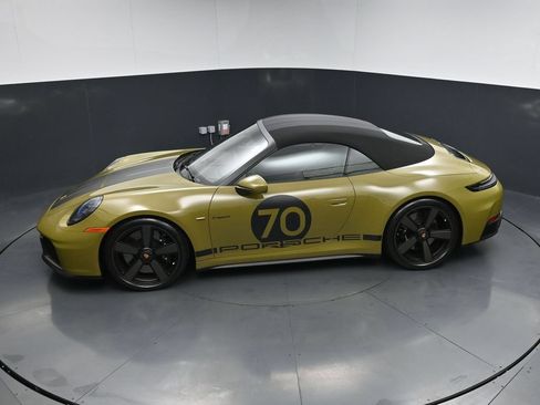 Certified 2026 Porsche 911 GTS RWD image 22