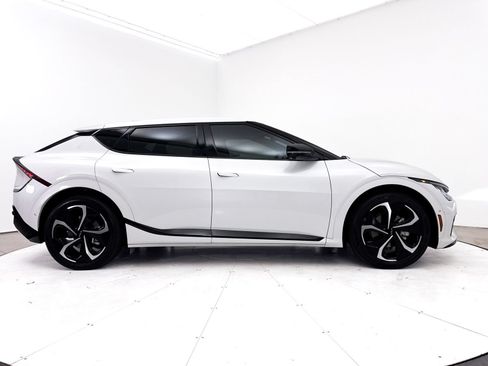 Certified 2023 Kia EV6 GT-Line AWD/4WD image 43