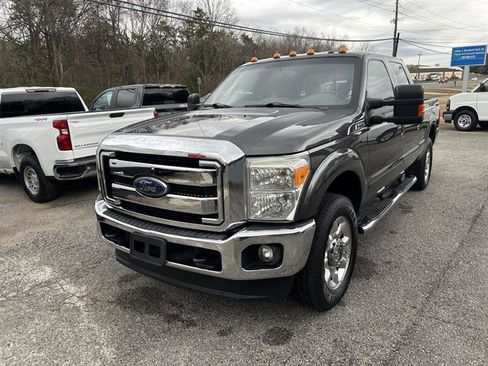 Used 2016 Ford F250 Lariat w/ Lariat Interior Package image 4