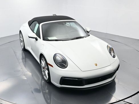 Used 2024 Porsche 911 Carrera S image 31