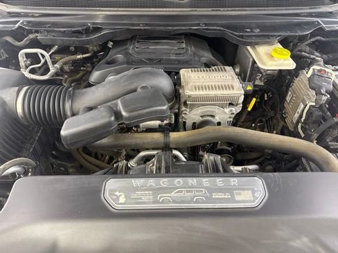 Used 2022 Jeep Wagoneer Series III w/ Convenience Group I AWD/4WD image 19