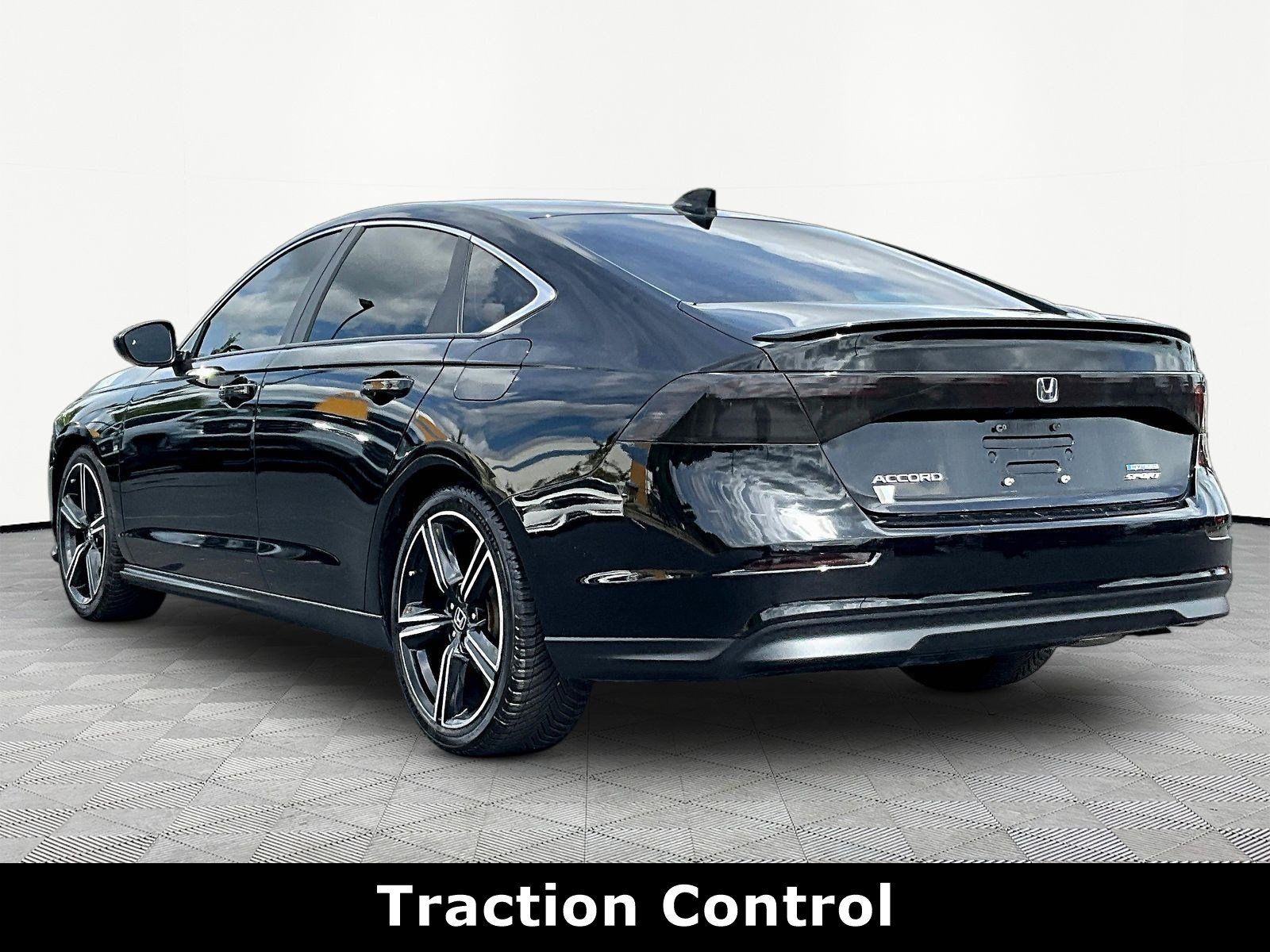 Used 2024 Honda Accord Sport image 4